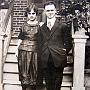 Léo Deguire et Diane Pouliot, en 1919, avant leur mariage. <br />Ils sont à Saint-Ours, région de l'ancêtre François Deguire dit Larose. Le savaient-ils?