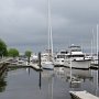 <p align=left>Une des nombreuses marinas. La rivière mène à l'océan, ne l'oublions pas.