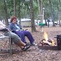 Vers 16 heures, un peu avant la noirceur, la fraîcheur arrivée, petit feu de camp au Jekyll Island campground